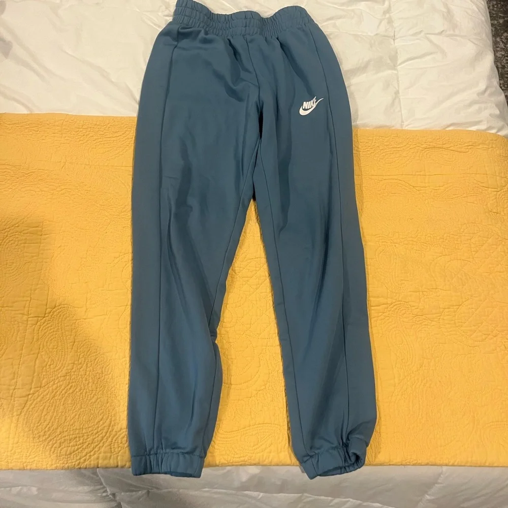 Nike Kids Teal Track Suit Set - Picture 7 of 11